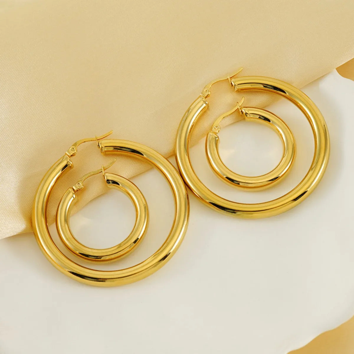 1 Pair Simple Style Commute Circle Plating 304 Stainless Steel 18K Gold Plated Earrings