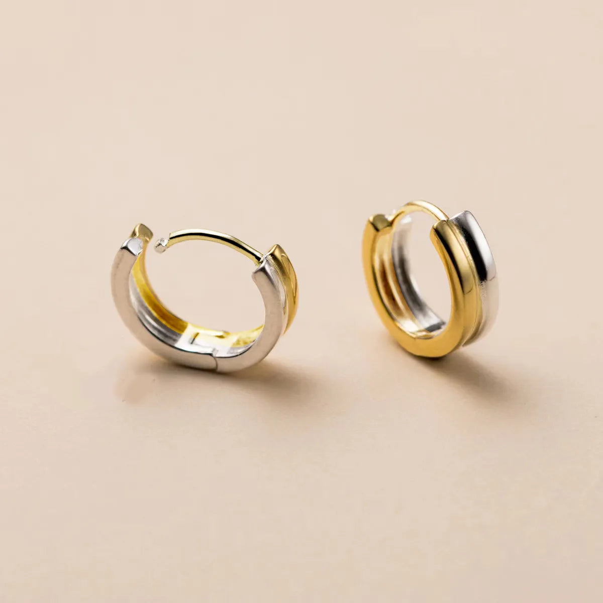 1 Pair Simple Style Commute Color Block Layered Plating Stainless Steel 18k Gold Plated Earrings