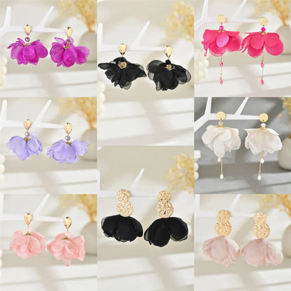 1 Pair Simple Style Commute Flower Alloy Polyester Glass Drop Earrings