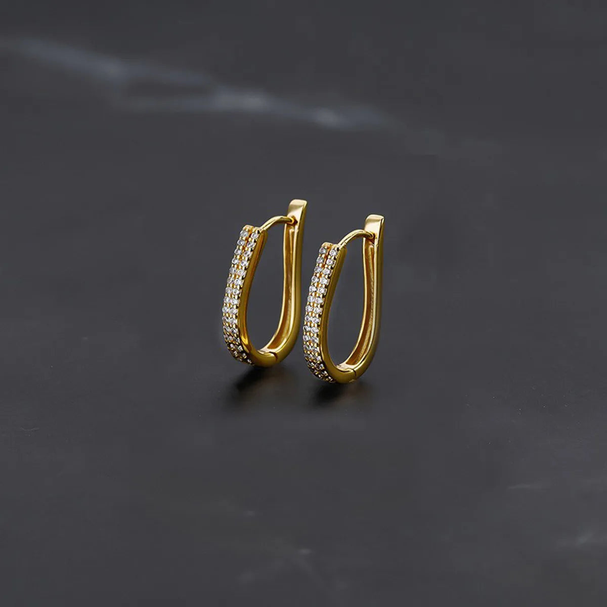 1 Pair Simple Style Commute Geometric Inlay Sterling Silver Zircon K Gold Plated White Gold Plated Earrings