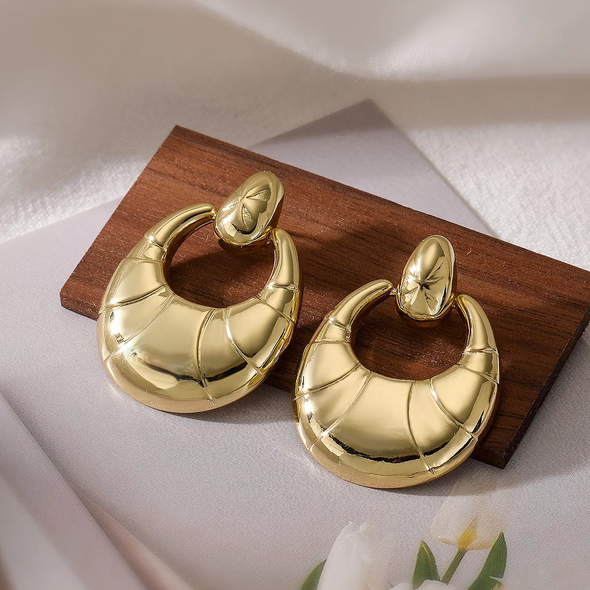 1 Pair Simple Style Commute Geometric Plating Copper 18k Gold Plated Drop Earrings