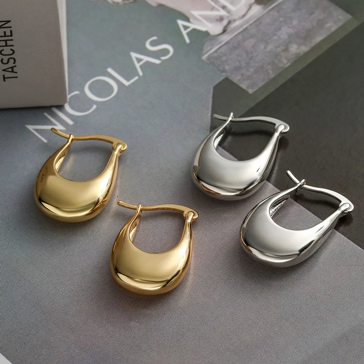 1 Pair Simple Style Commute Geometric Plating Copper 18k Gold Plated Earrings