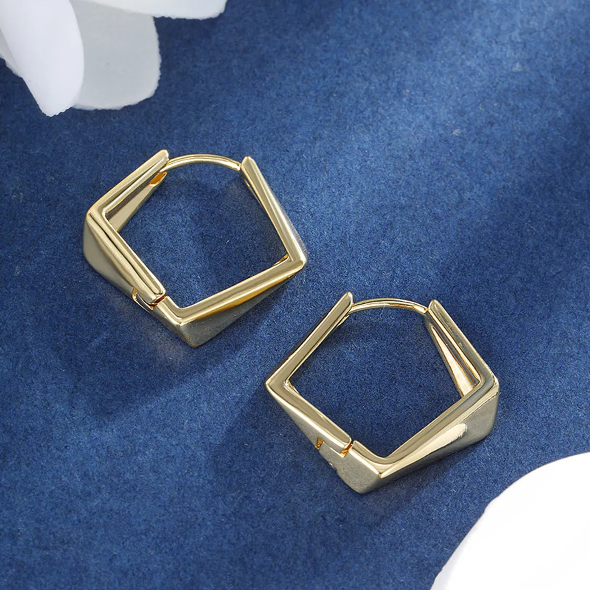 1 Pair Simple Style Commute Geometric Plating Inlay Copper Artificial Gemstones 14K Gold Plated Hoop Earrings