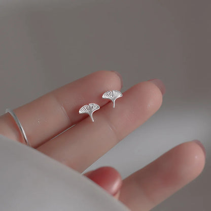 1 Pair Simple Style Commute Ginkgo Leaf Copper Ear Studs