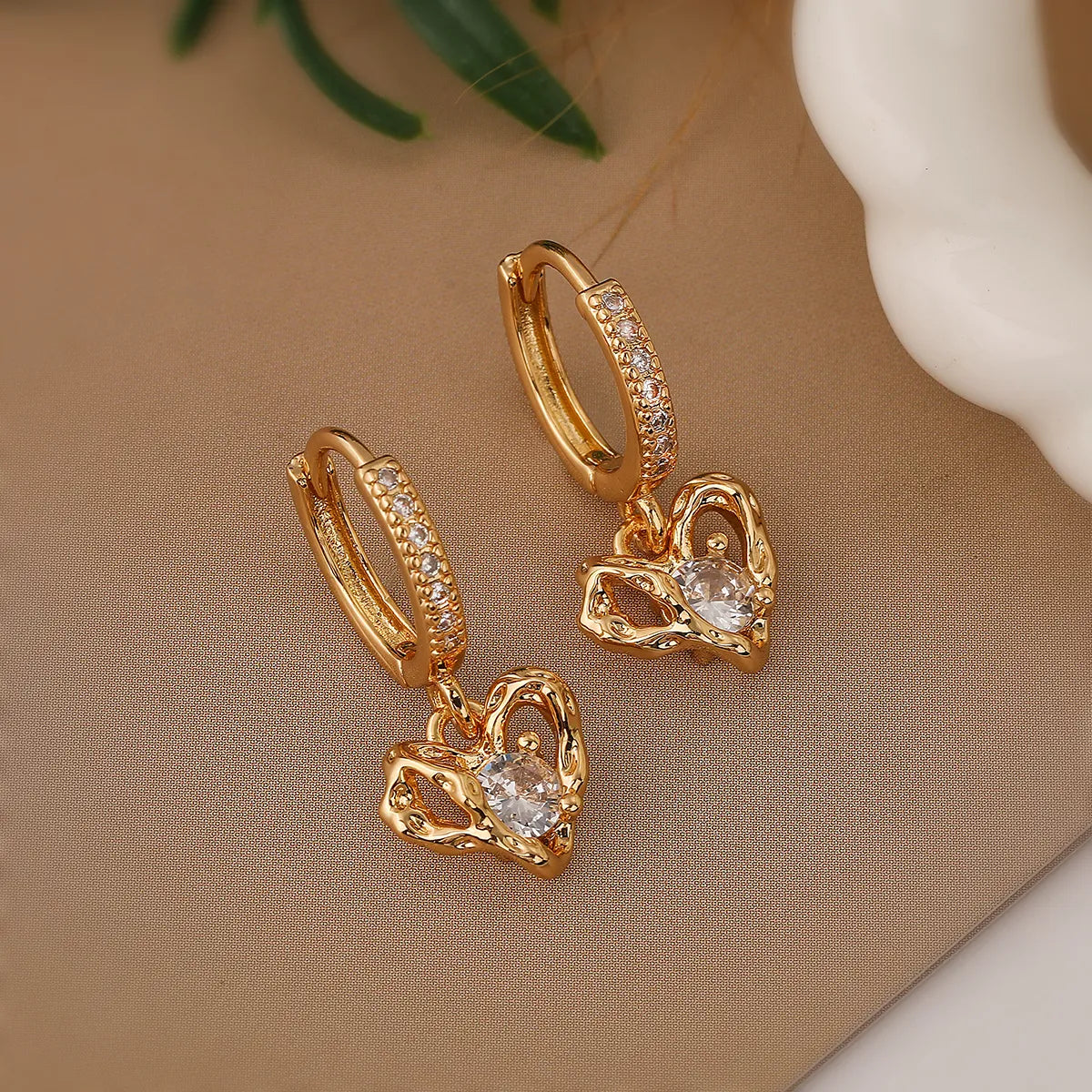 1 Pair Simple Style Commute Heart Shape Bow Knot Plating Inlay Copper Zircon 18k Gold Plated Earrings