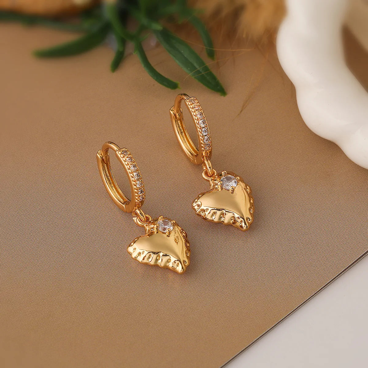 1 Pair Simple Style Commute Heart Shape Plating Inlay Copper Zircon 18k Gold Plated Earrings