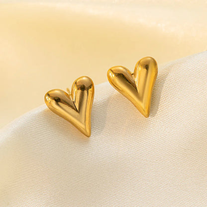 1 Pair Simple Style Commute Heart Shape Plating Titanium Steel 18k Gold Plated Ear Studs