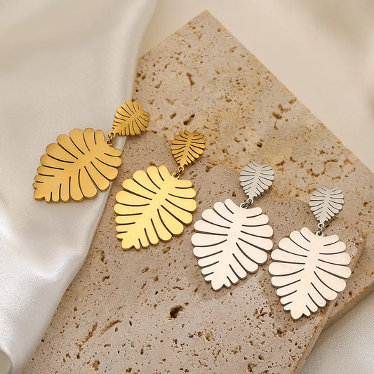 1 Pair Simple Style Commute Leaves Plating Titanium Steel 18k Gold Plated Drop Earrings