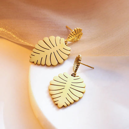 1 Pair Simple Style Commute Leaves Plating Titanium Steel 18k Gold Plated Drop Earrings