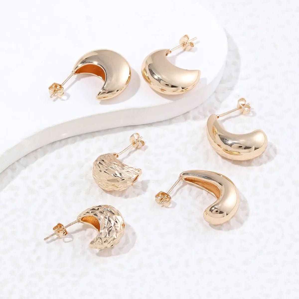 1 Pair Simple Style Commute Moon Plating Copper 18k Gold Plated Ear Studs