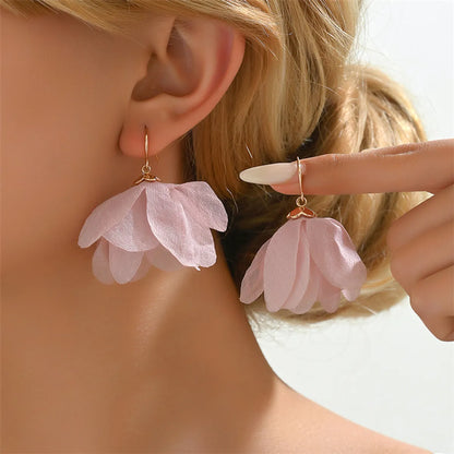 1 Pair Simple Style Commute Petal Alloy Polyester Drop Earrings