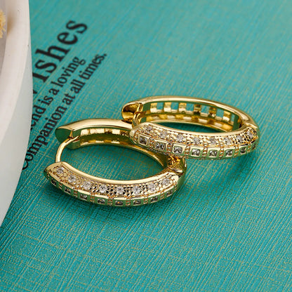 1 Pair Simple Style Commute Round Plating Inlay Copper Zircon 18k Gold Plated Hoop Earrings