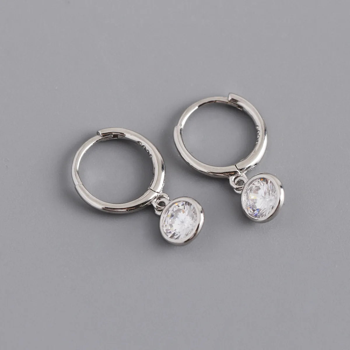 1 Pair Simple Style Commute Round Plating Inlay Sterling Silver Zircon Drop Earrings