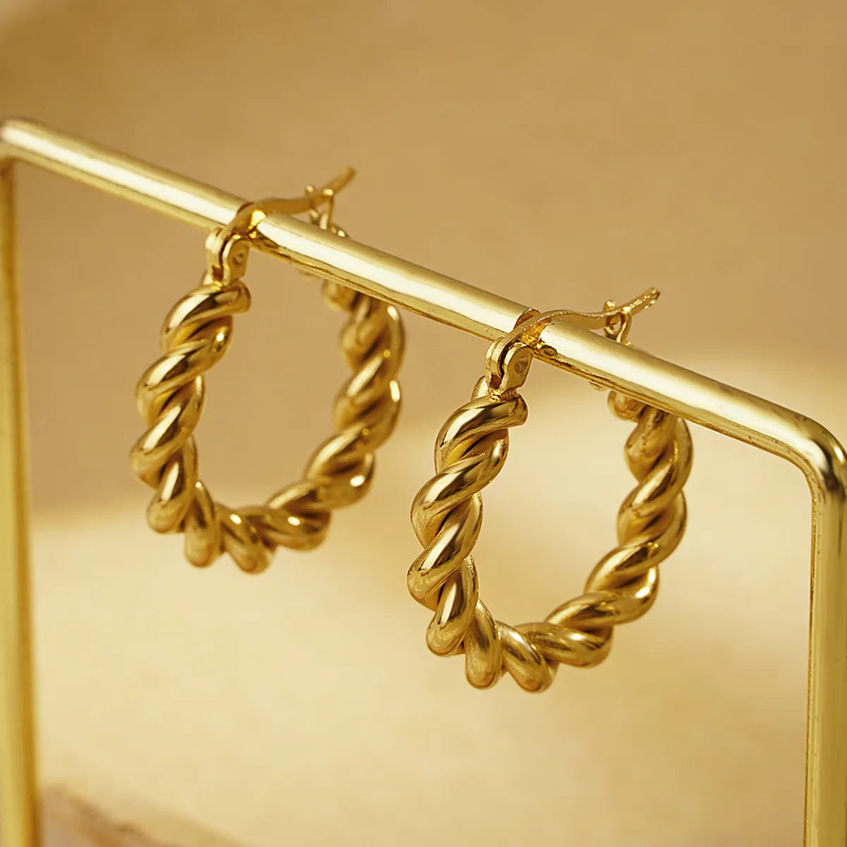 1 Pair Simple Style Commute Solid Color Irregular Plating Titanium Steel Gold Plated Earrings