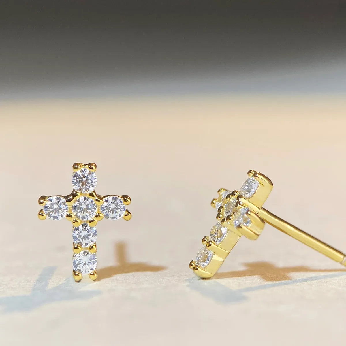 Simple Style Cross Sterling Silver Inlay Moissanite Ear Studs