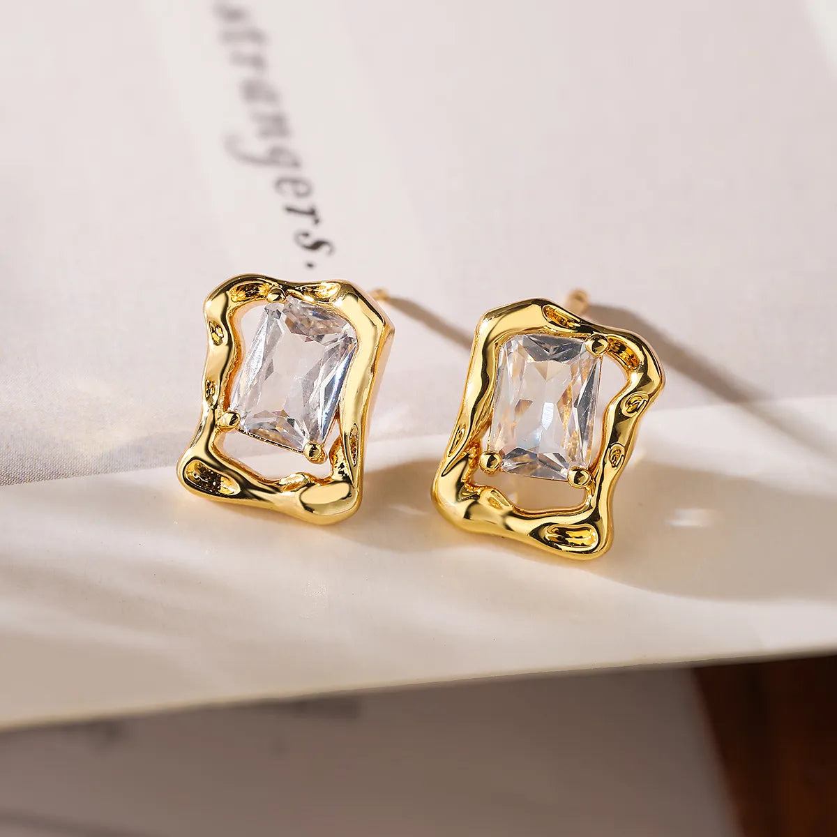 1 Pair Simple Style Cross Plating Inlay Copper Zircon 18k Gold Plated Ear Studs