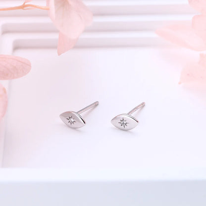 1 Pair Simple Style Devil's Eye Oval Plating Inlay Sterling Silver Artificial Diamond Ear Studs