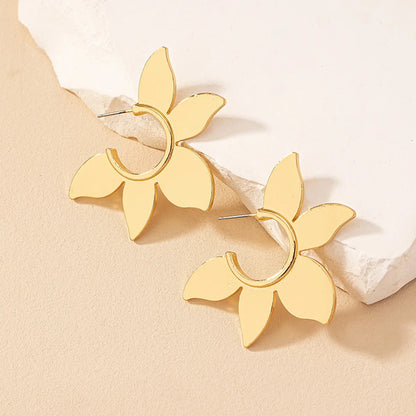 1 Pair Simple Style Flower Alloy Ear Studs