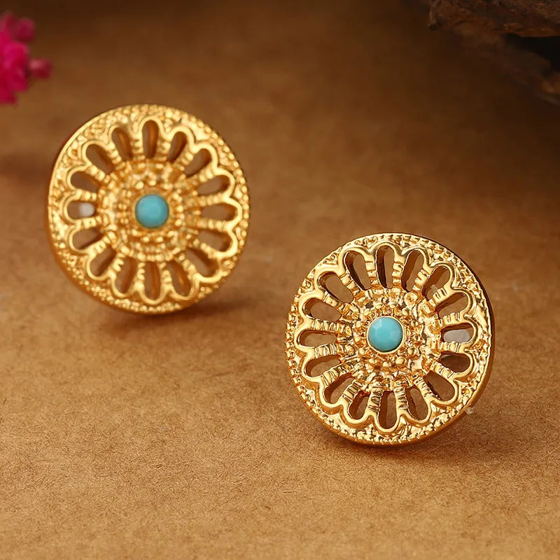 1 Pair Simple Style Flower Hollow Out Inlay Alloy Mussel Ear Studs