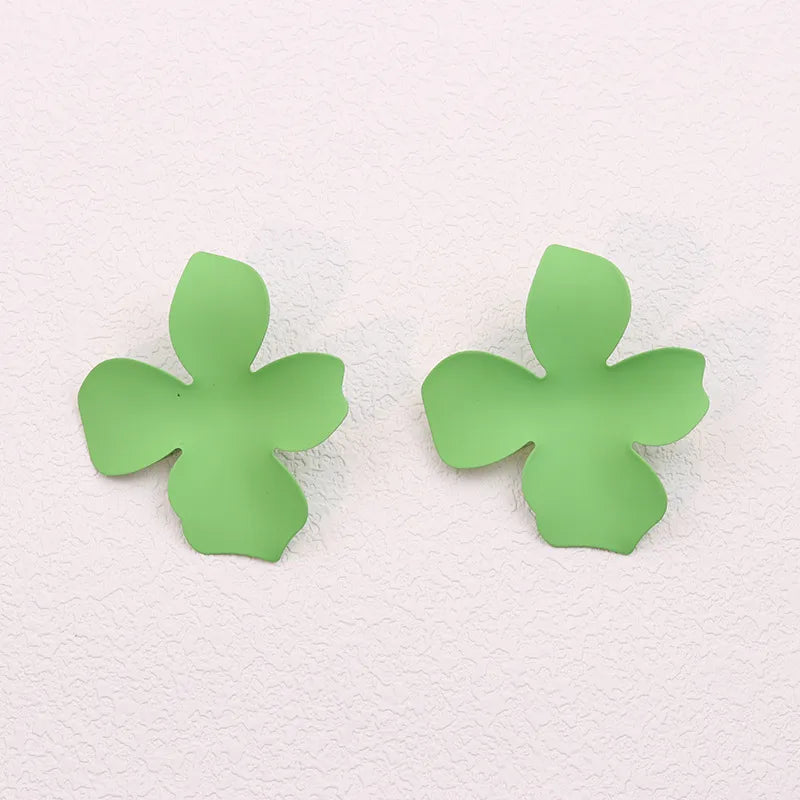 1 Pair Simple Style Flower Stoving Varnish Alloy Ear Studs