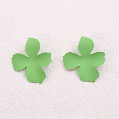 1 Pair Simple Style Flower Stoving Varnish Alloy Ear Studs