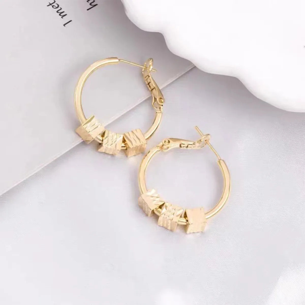 1 Pair Simple Style Geometric Alloy Hoop Earrings