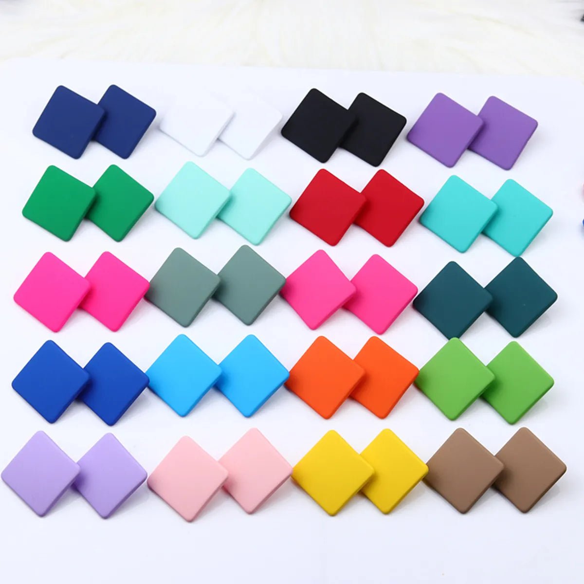 1 Pair Simple Style Geometric Arylic Stoving Varnish Women's Ear Studs