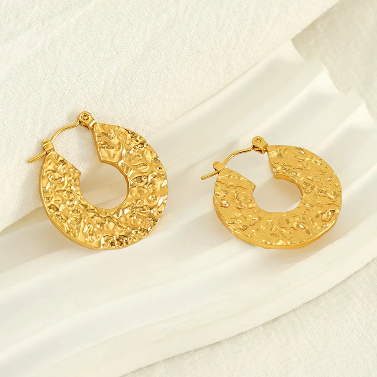 1 Pair Simple Style Geometric Heart Shape Polishing Plating Stainless Steel 18k Gold Plated Hoop Earrings