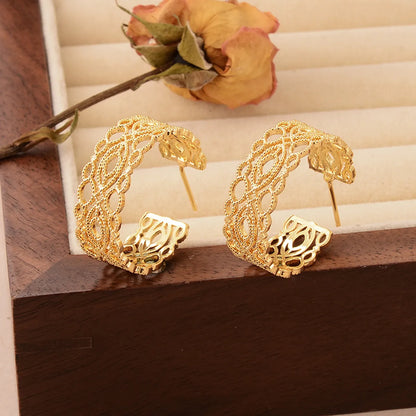 1 Pair Simple Style Geometric Hollow Out Copper 18k Gold Plated Ear Studs