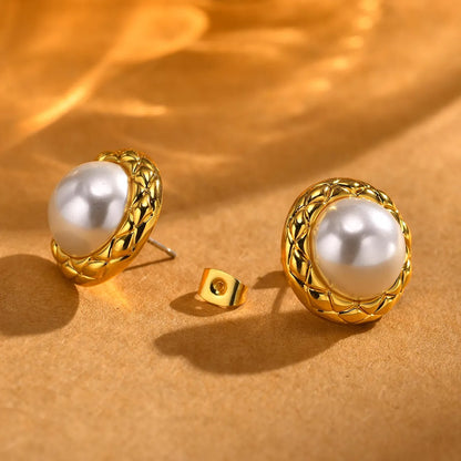 1 Pair Simple Style Geometric Inlay Copper Alloy Artificial Pearls 18K Gold Plated Ear Studs