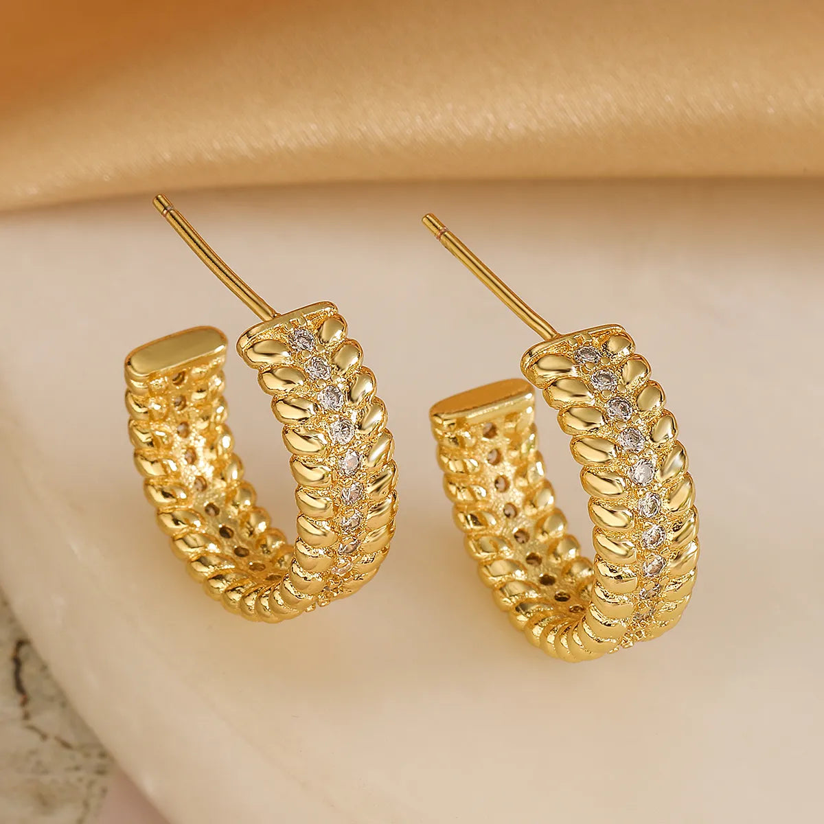 1 Pair Simple Style Geometric Inlay Copper Zircon 18K Gold Plated Ear Studs