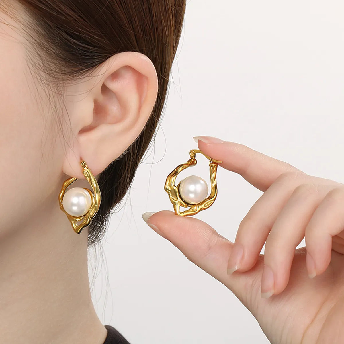 1 Pair Simple Style Geometric Plating 304 Stainless Steel Imitation Pearl 18K Gold Plated Ear Studs