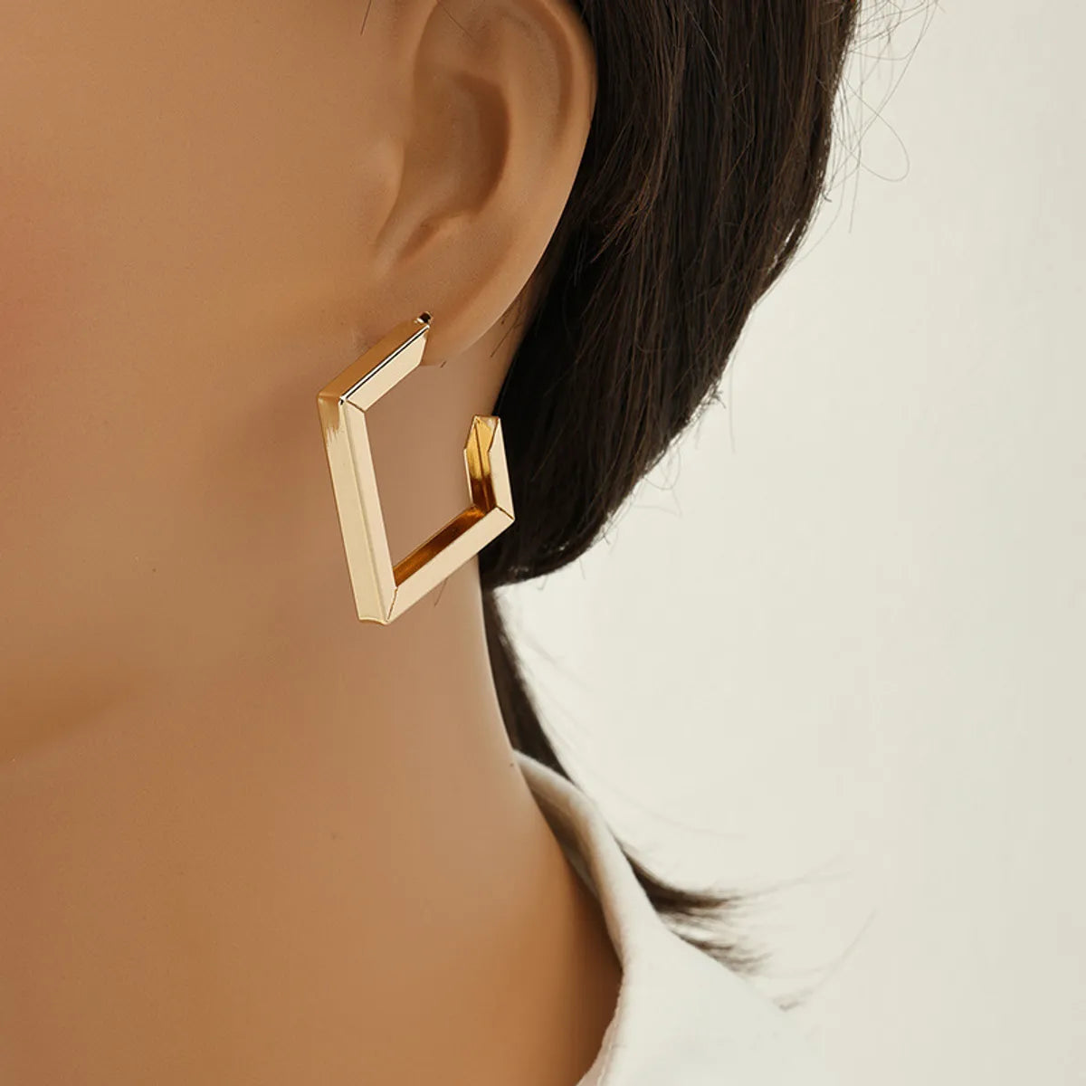 1 Pair Simple Style Geometric Plating Alloy Earrings