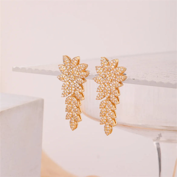 1 Pair Simple Style Geometric Plating Inlay Copper Zircon White Gold Plated Gold Plated Drop Earrings