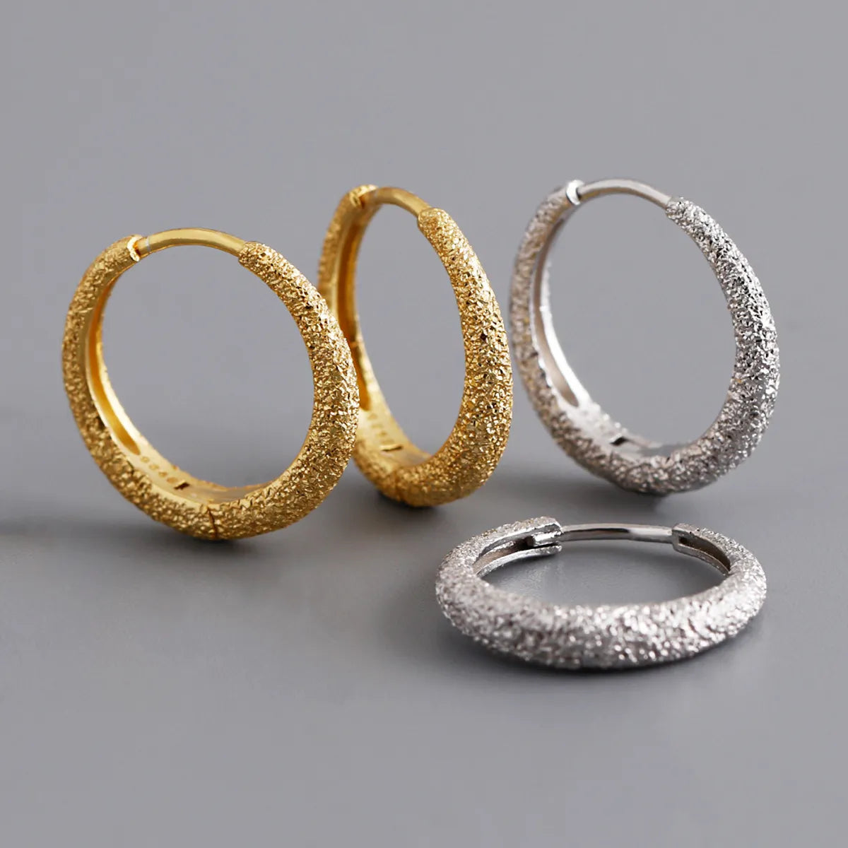 1 Pair Simple Style Geometric Plating Sterling Silver 18k Gold Plated White Gold Plated Hoop Earrings