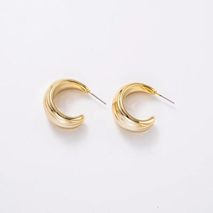 1 Pair Simple Style Geometric Solid Color Plating Arylic Gold Plated Silver Plated Ear Studs