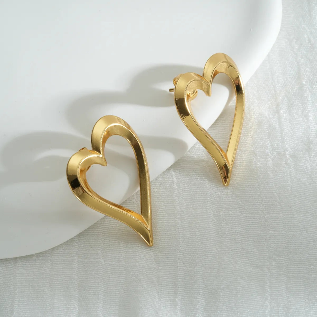 1 Pair Simple Style Heart Shape 304 Stainless Steel 18K Gold Plated Ear Studs