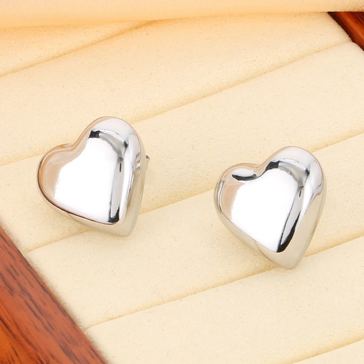 1 Pair Simple Style Heart Shape 304 Stainless Steel 18K Gold Plated Earrings