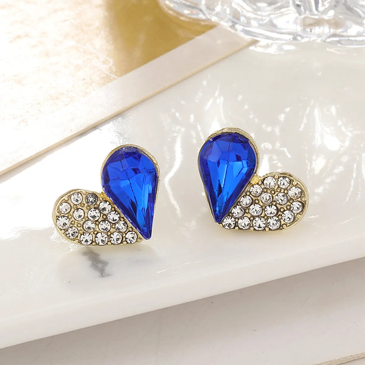 1 Pair Simple Style Heart Shape Alloy Diamond Ear Studs