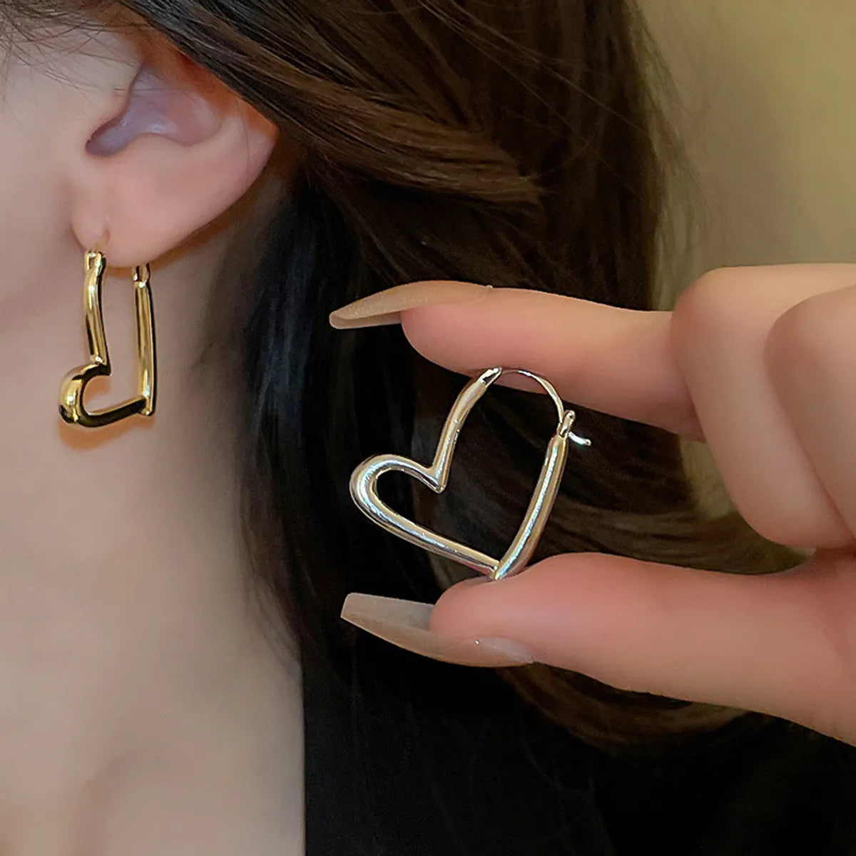 1 Pair Simple Style Heart Shape Copper Ear Clip