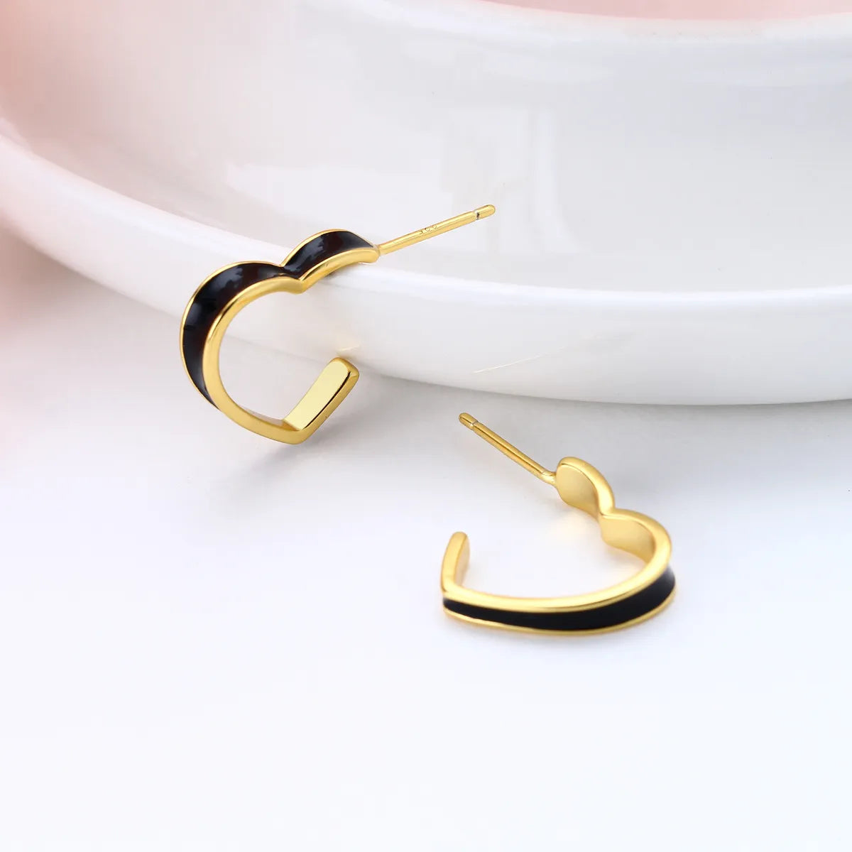 1 Pair Simple Style Heart Shape Epoxy Plating Sterling Silver Ear Studs