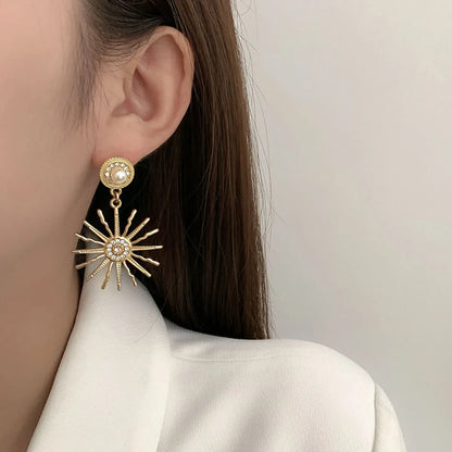 1 Pair Simple Style Heart Shape Flower Alloy Inlay Rhinestones Women'S Earrings