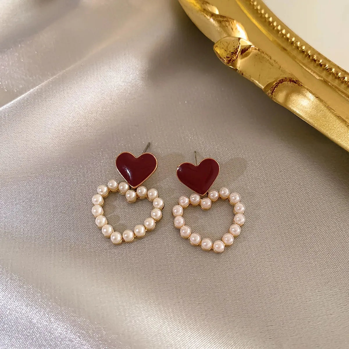 1 Pair Simple Style Heart Shape Inlay Alloy Pearl Drop Earrings