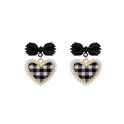 1 Pair Simple Style Heart Shape Inlay Alloy Pearl Drop Earrings