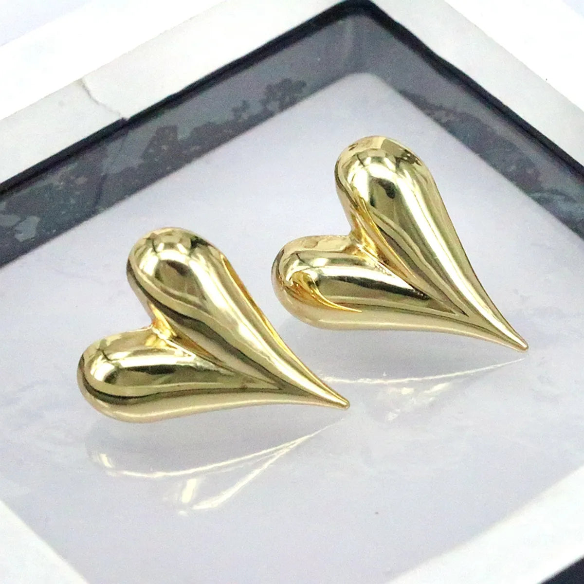 1 Pair Simple Style Heart Shape Plating Copper 18k Gold Plated Ear Studs