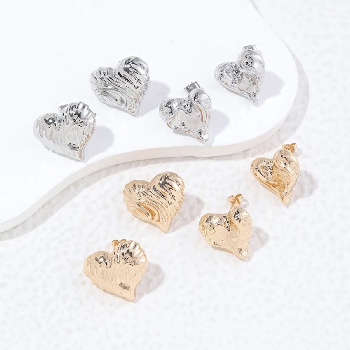 1 Pair Simple Style Heart Shape Plating Copper 18k Gold Plated White Gold Plated Ear Studs