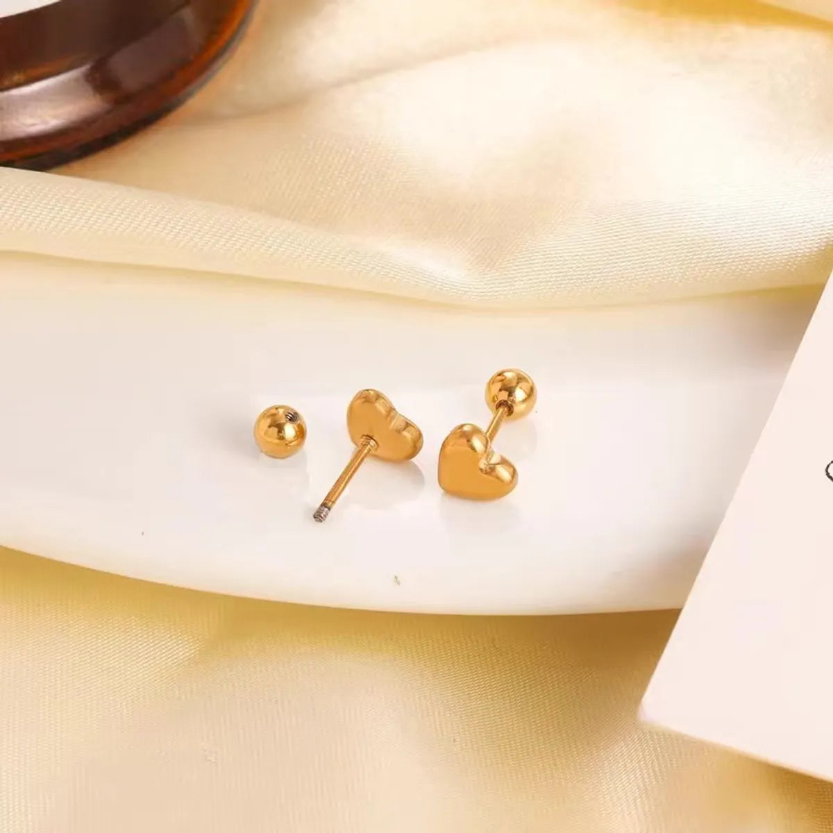 1 Pair Simple Style Heart Shape Plating Titanium Steel Gold Plated Ear Studs