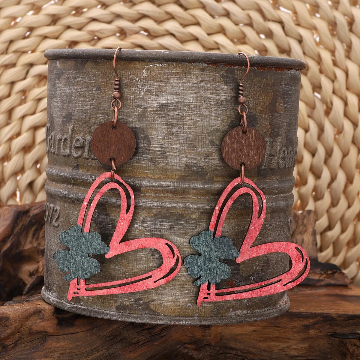 1 Pair Simple Style Heart Shape Printing Wood Drop Earrings