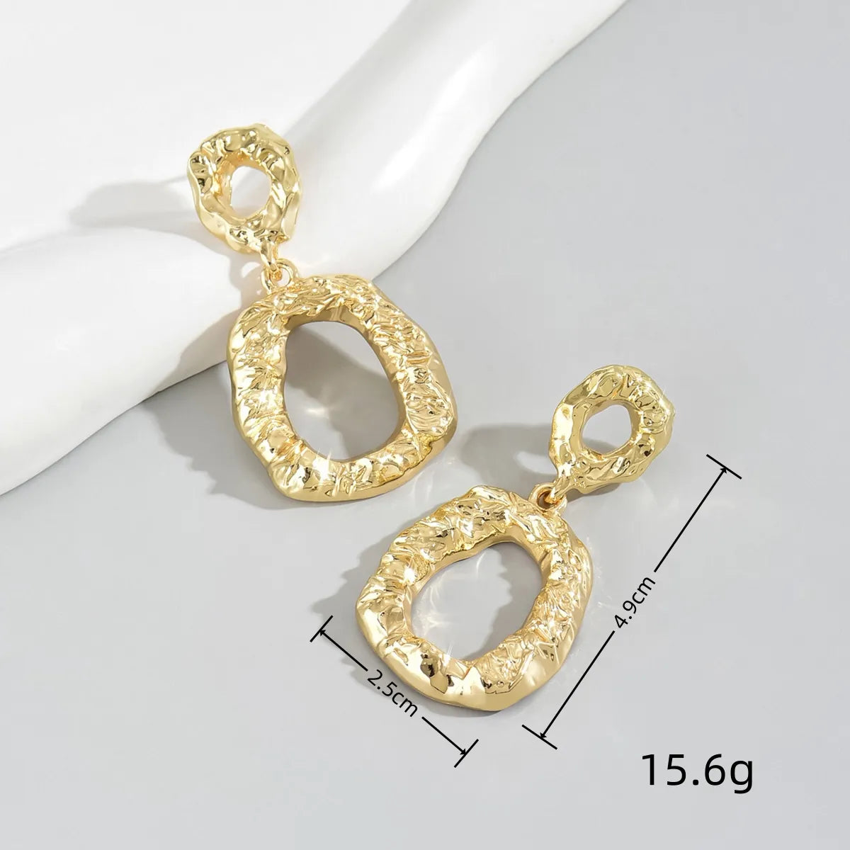 1 Pair Simple Style Heart Shape Solid Color Flower Alloy Iron Drop Earrings