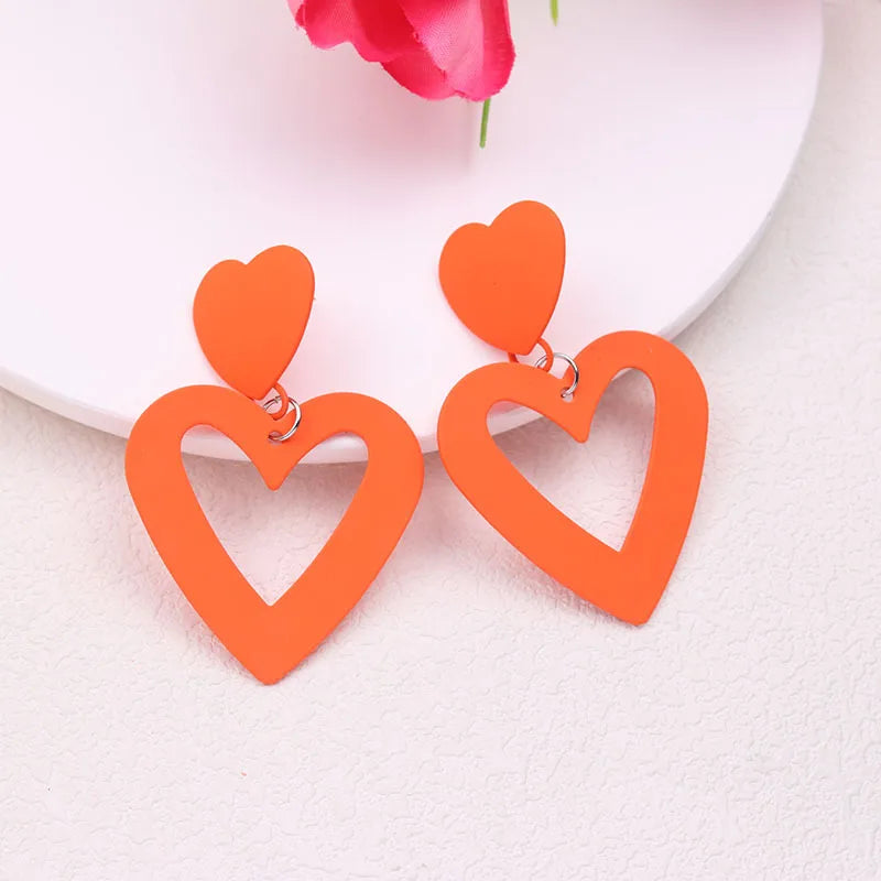 1 Pair Simple Style Heart Shape Spray Paint Alloy Drop Earrings